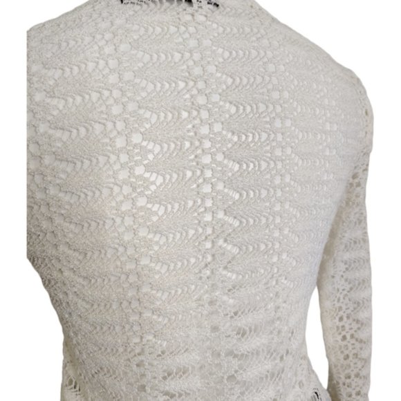 Rampage Crocheted Lace Keyhole Tie Bell Sleeve Blouse EUC sz S - Picture 6 of 14